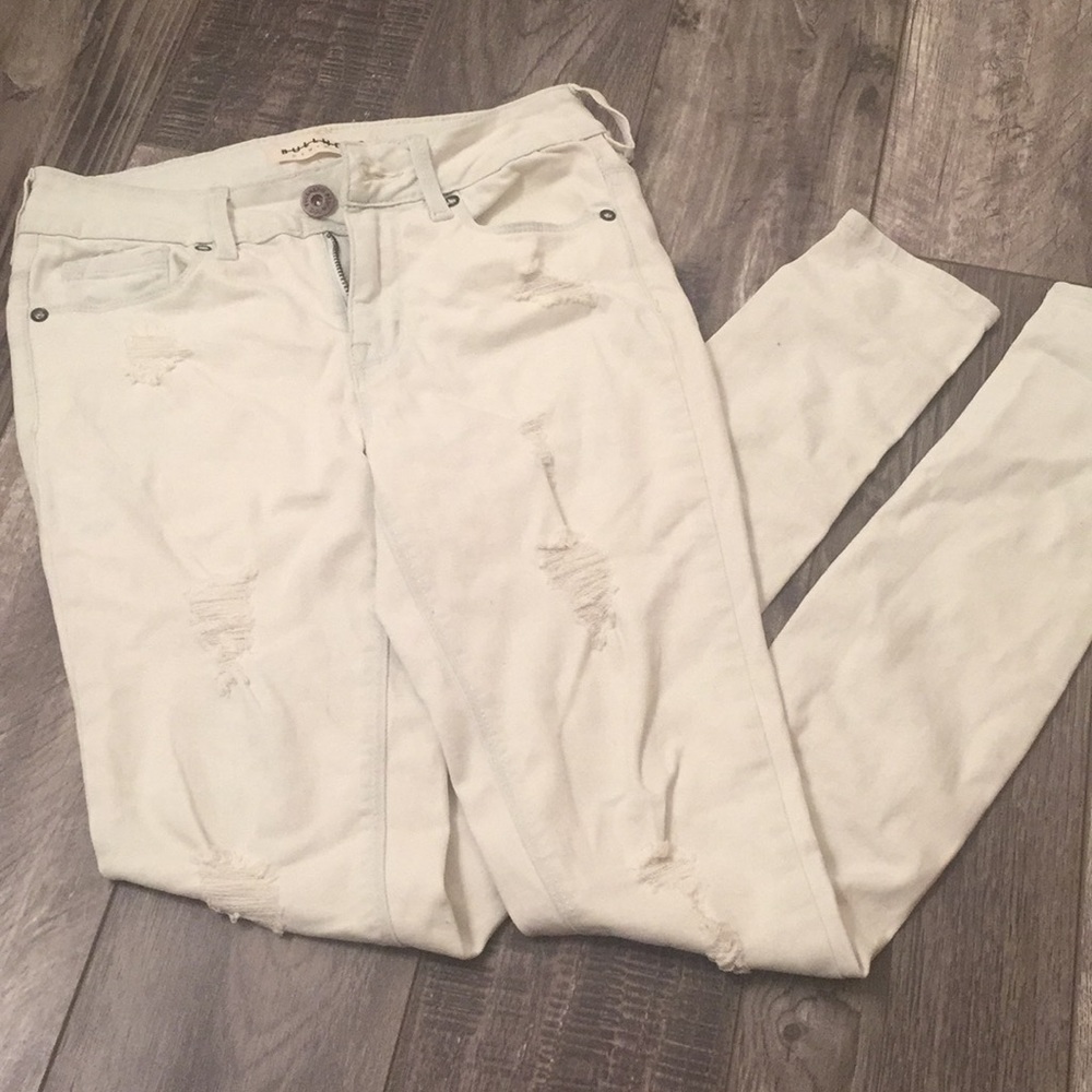 Bullhead Ripped Skinny Jeans - Picture 2 of 8